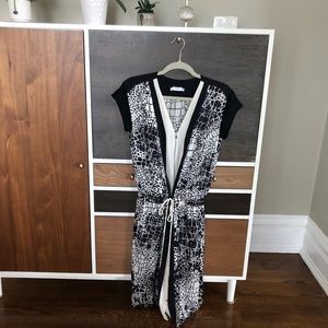 Vince Printed Silk Dress - PRICED TO SELL 💃🏻